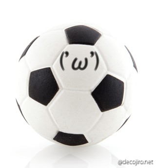 サッカーボール - ('ω')